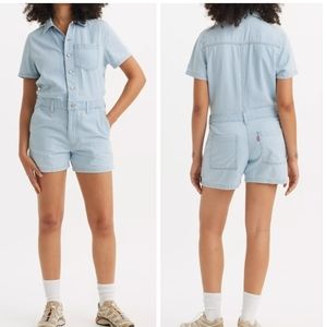 NWT Levi's Short-Sleeve Heritage Romper, Light Wash Denim, Relaxed, Sz Large.